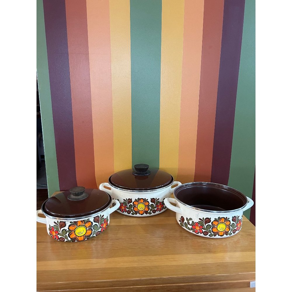 70s flower power enamel pot with handles set of 3 lidded brown